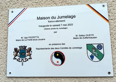 Schild Maison du jumelage400